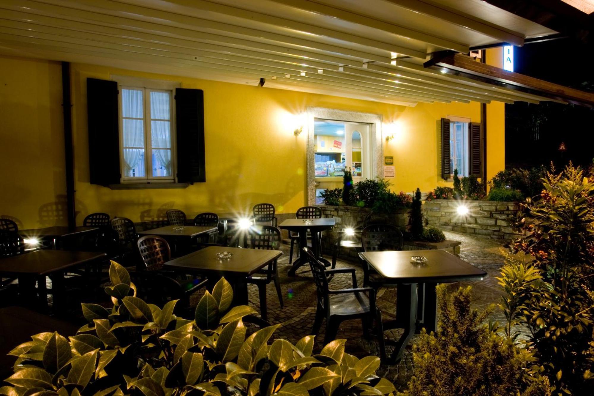 Albergo Ristorante Grigna Mandello del Lario Exterior photo